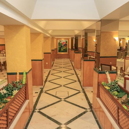 Hotel Baia De Монте Гордо Екстериор снимка