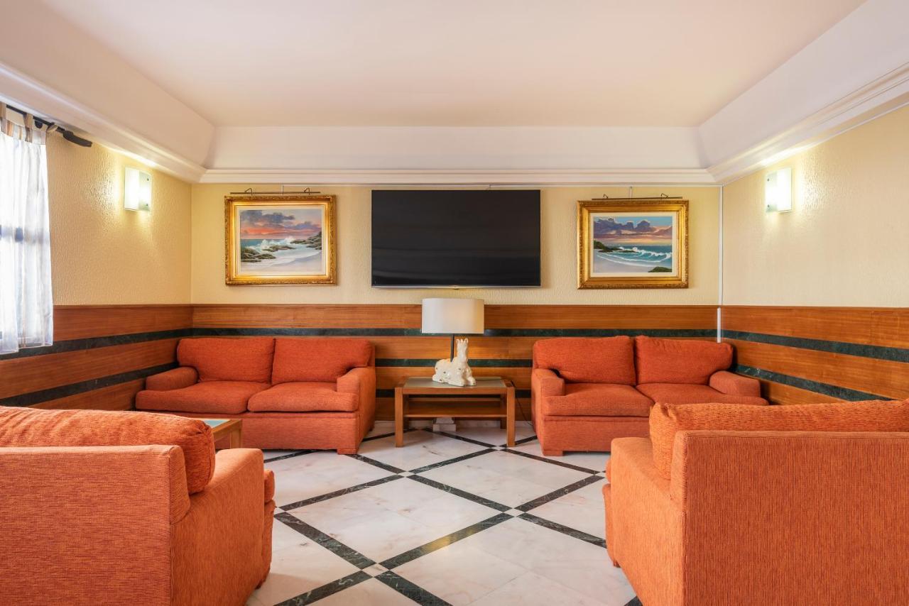 Hotel Baia De Монте Гордо Екстериор снимка