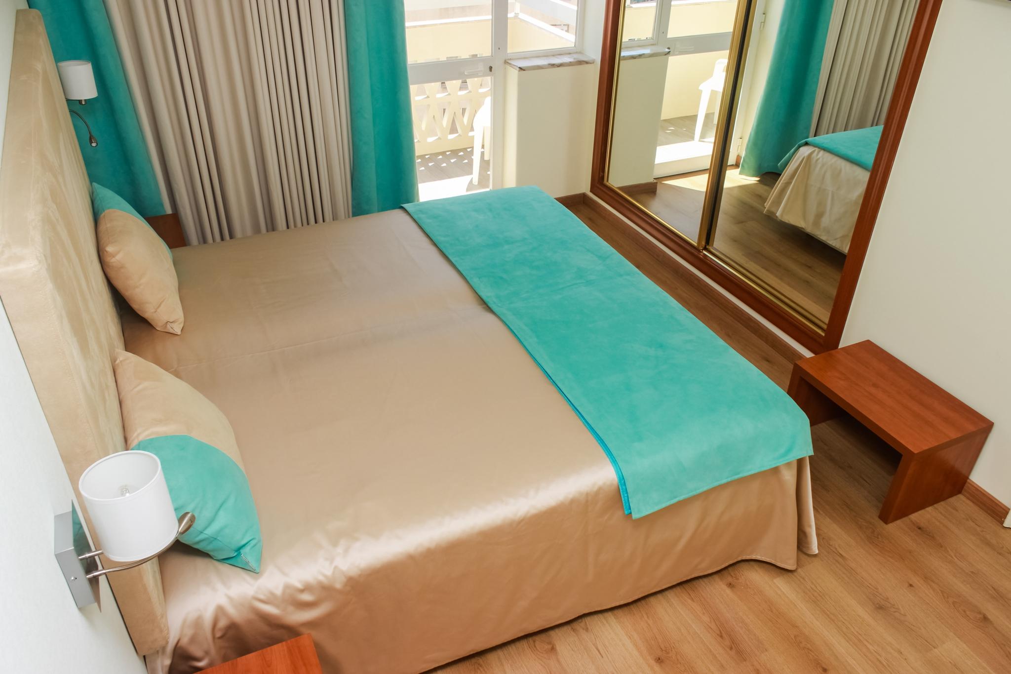 Hotel Baia De Монте Гордо Екстериор снимка