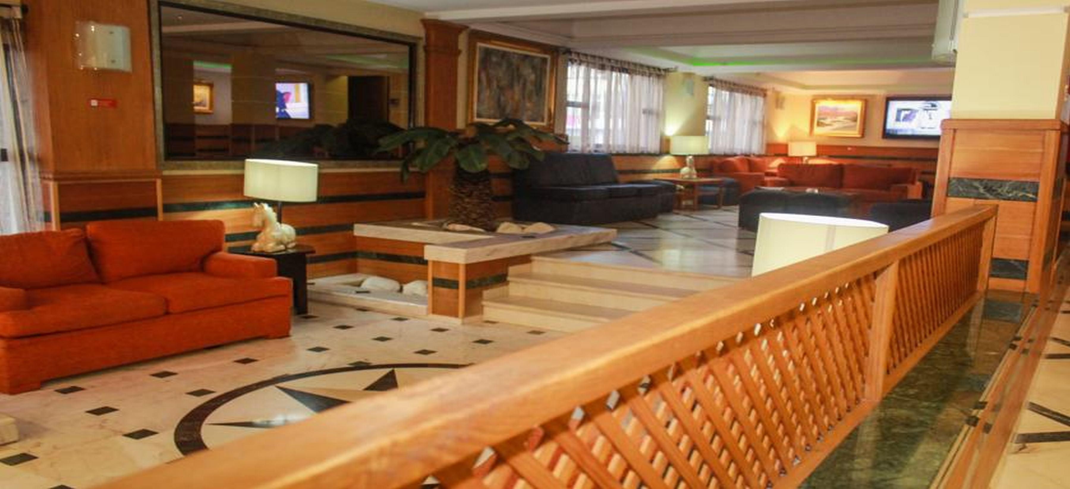 Hotel Baia De Монте Гордо Екстериор снимка