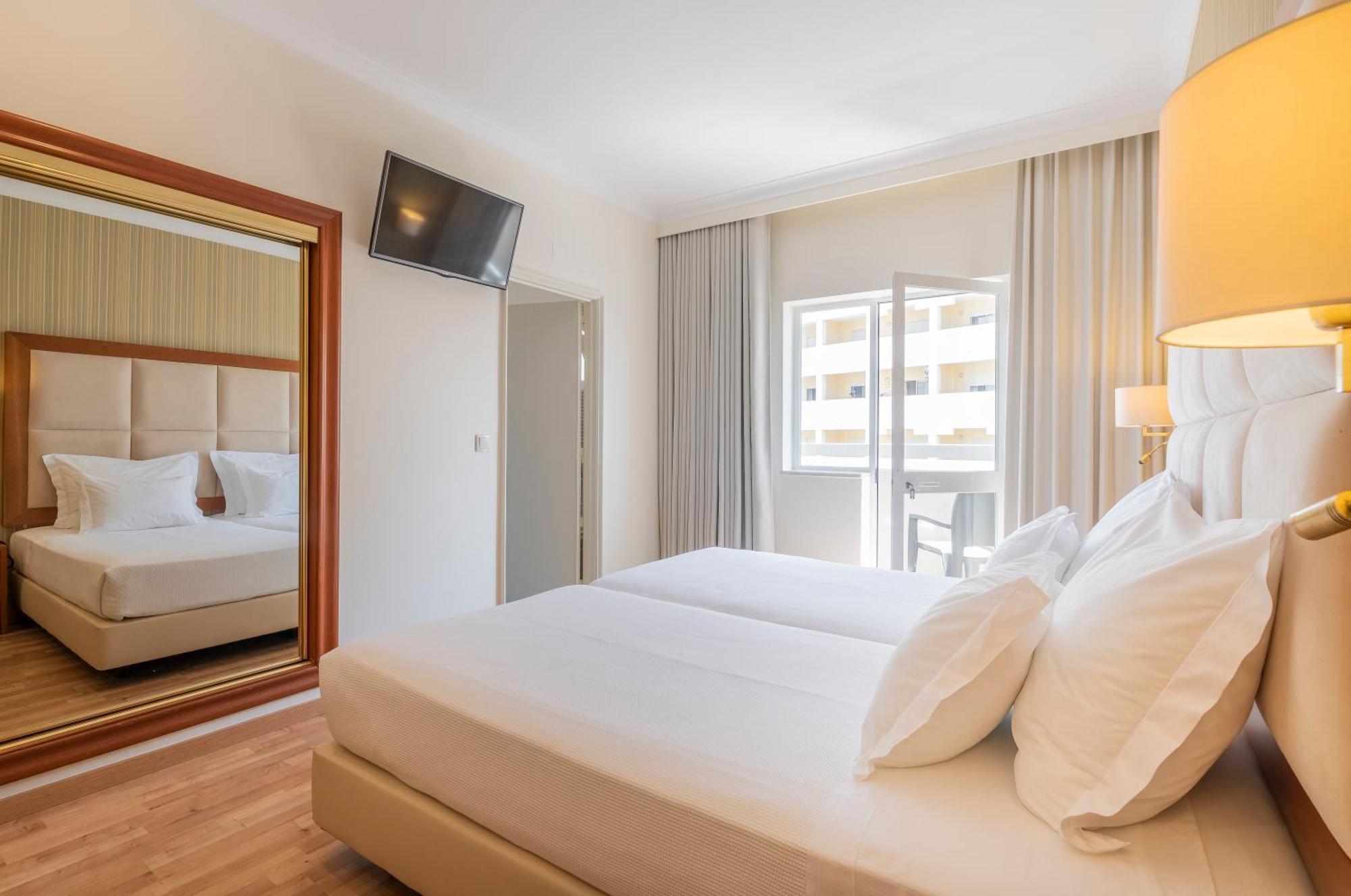 Hotel Baia De Монте Гордо Стая снимка