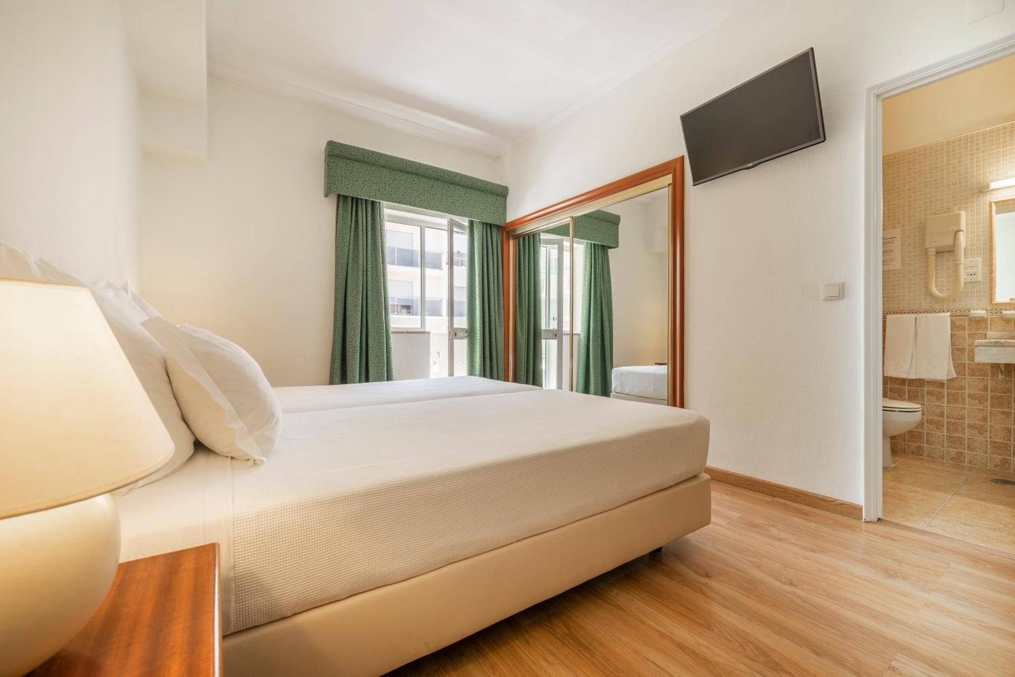 Hotel Baia De Монте Гордо Стая снимка