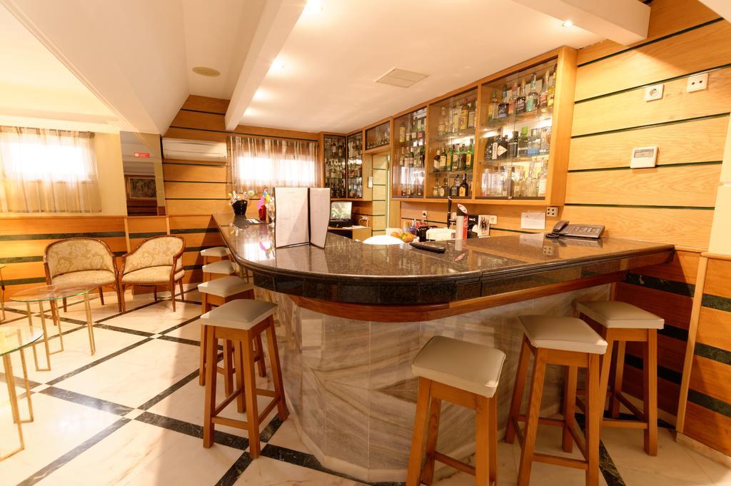 Hotel Baia De Монте Гордо Екстериор снимка