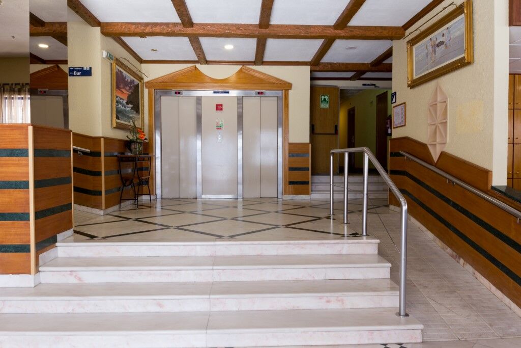 Hotel Baia De Монте Гордо Екстериор снимка